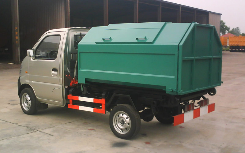 長(zhǎng)安3方勾臂垃圾車.jpg
