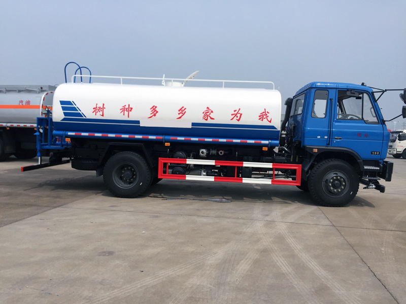 東風(fēng)153植樹(shù)澆水車 噴灑車 灑水車